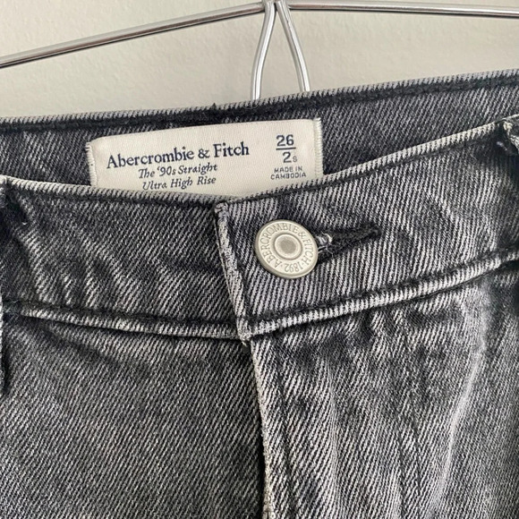 Abercrombie The 90’s Straight High Rise Split Hem Jean Gray Size 26 - Picture 5 of 9